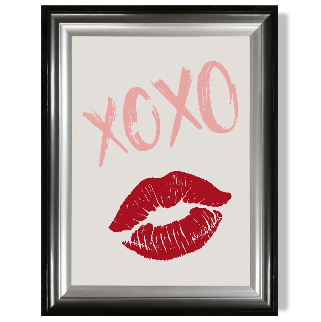 XOXO Lips print in Gradient Glossy Frame